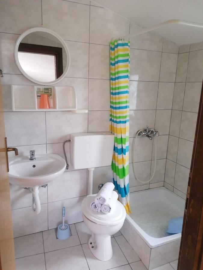 Studio Apartmani Marinella Baška Voda Eksteriør billede
